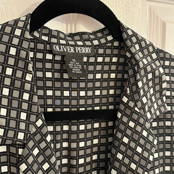 COPY - 100% Silk Button Down Checkered Grey Black White - Picture 6 of 7